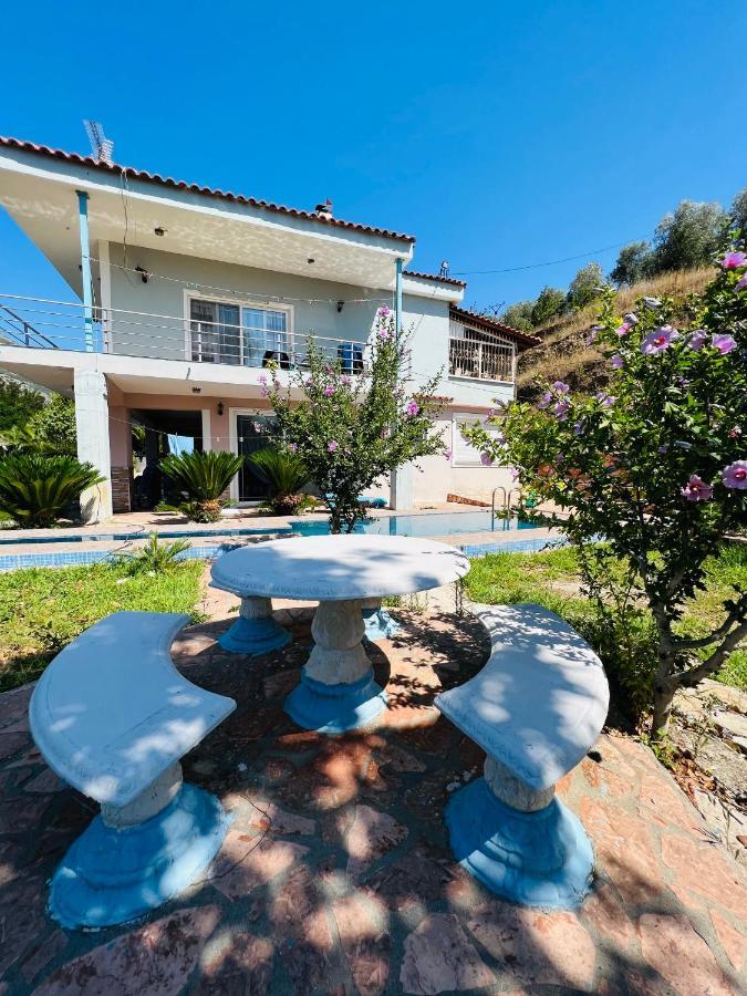 Vieri Apartments Lukove Exterior photo